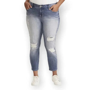 Torrid Girlfriend Distressed Light Wash  Jeans 20R